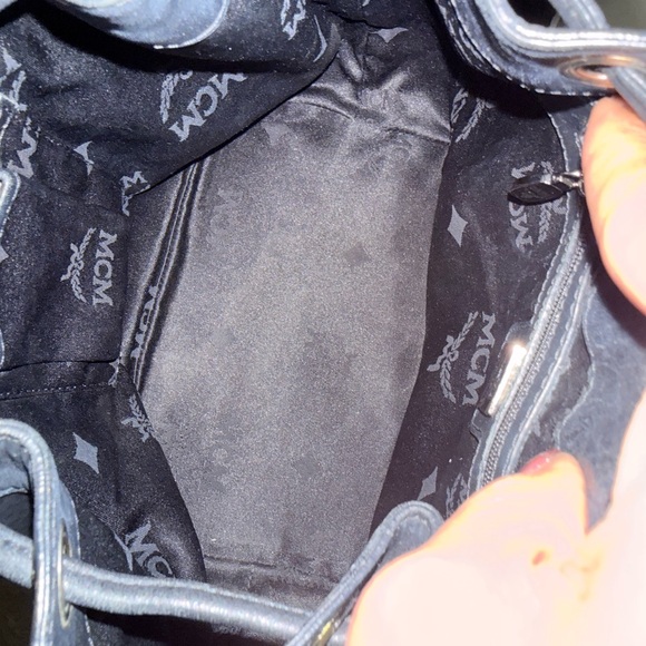 MCM Black Leather Shoulder Bag - Picture 5 of 7